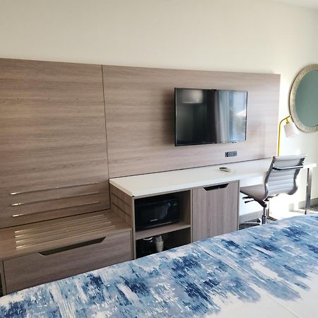 Americas Best Value Inn & Suites-Foley Zewnętrze zdjęcie